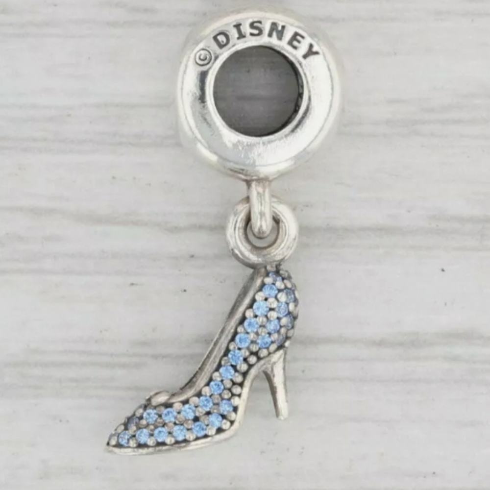 Pandora Disney Cinderella sparkling slipper dangle